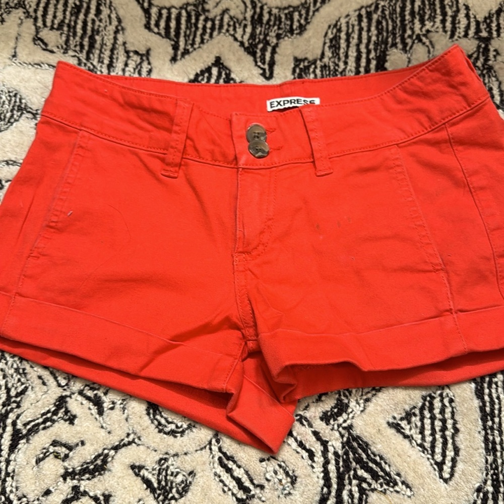 Red shorts